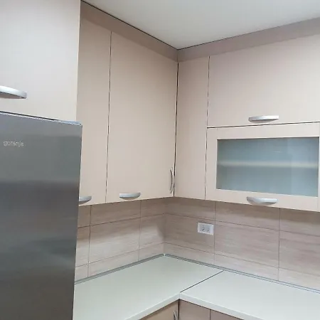 Kristina,istocno Sarajevo,vojvode Radomira Putnika 49d *